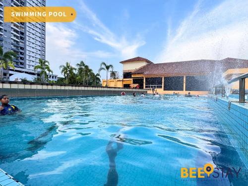 Alor Gajah Apartment | Melaka D'savoy Afamosa Resort for 12PAX Pool View
