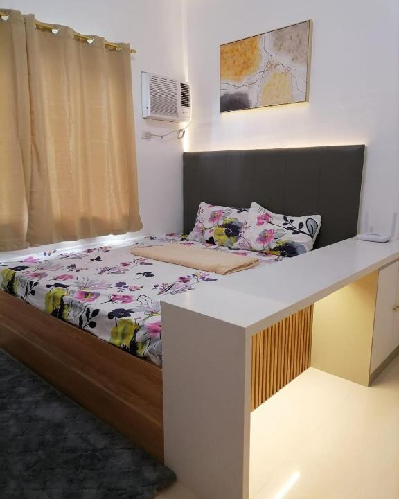 Minglanilla Apartment | Modena Town Square-Walkup Condominium
