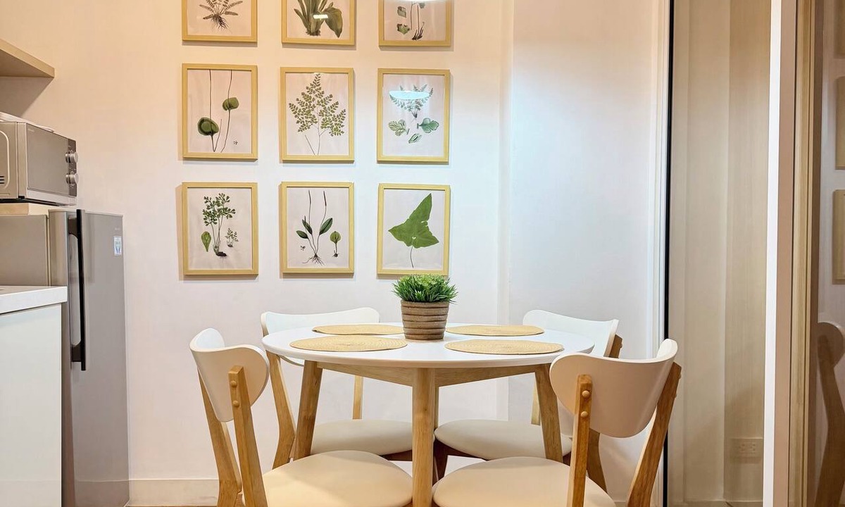 Mandaluyong Apartment | Modern 1BR Staycation in Acqua Private Residences