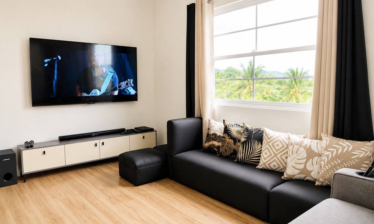 San Jose Apartment | Modern home fast Starlink wi-Fi, Modern Home, free breakfast, near the beach