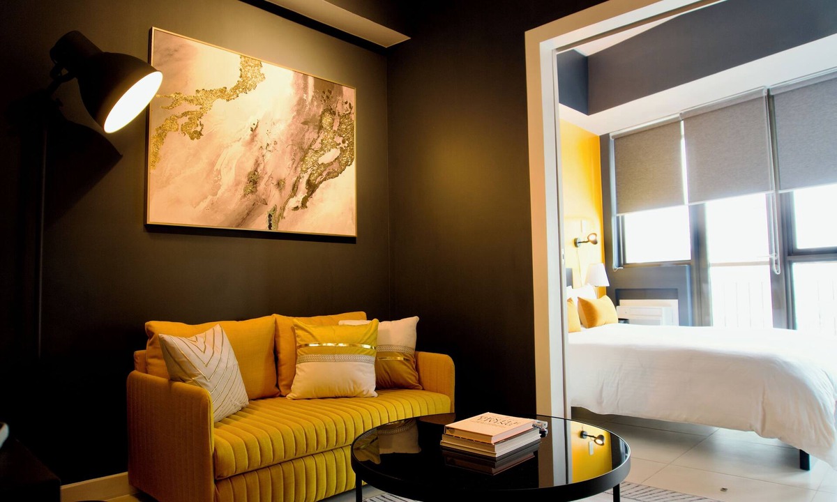 Legazpi Village Condo | Modern Interior 1-Bedroom w/Balcony near Greenbelt Mall