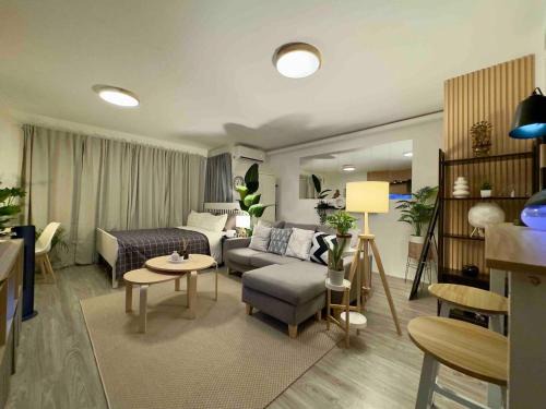 Fairview Apartment | Modern living in a Metro