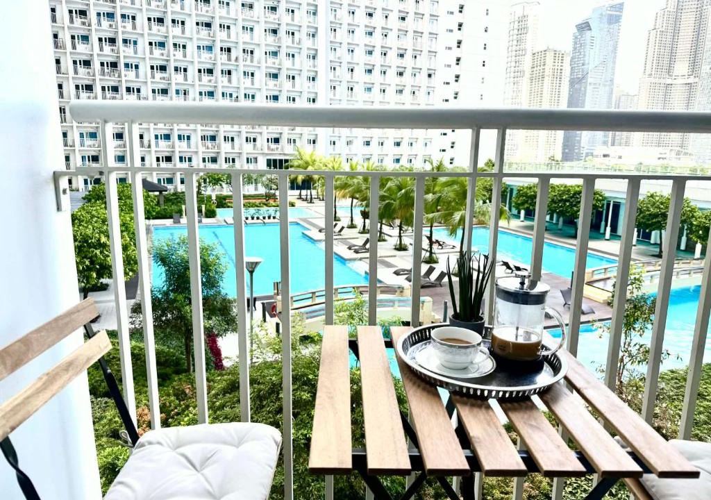 Bel-Air Apartment | Modern Stays Makati Pool View Jazz Residences