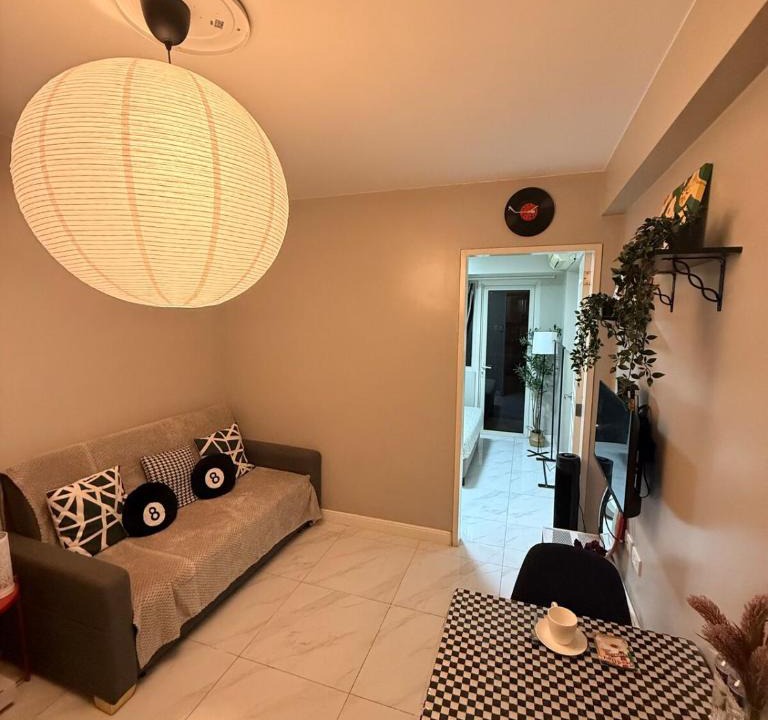 Paranaque Apartment | Monarch Parksuites 1BR with balcony