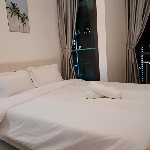 Taman Mount Austin Apartment | Mount Austin Lake City View Palazio by Natol