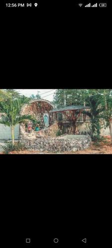 Amambucale House | Mr.kwiiz inn
