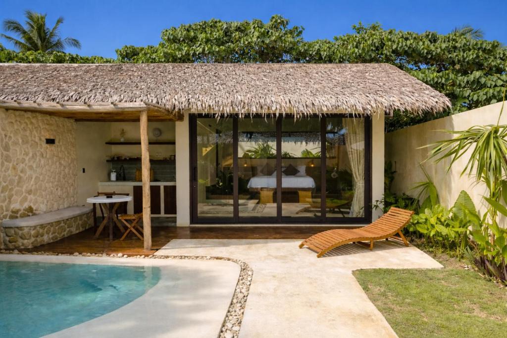 Catangnan Villa | Nala Villas