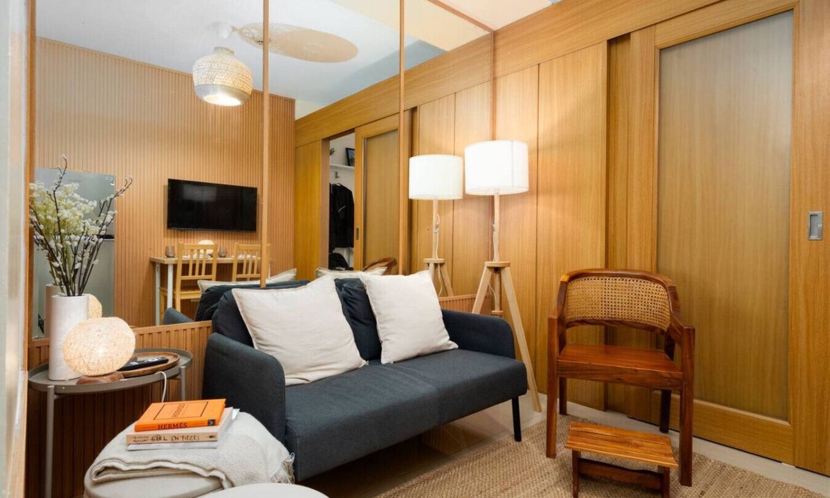 Barangay 76 Apartment | New Japandi 1BR Shell Res Walk to MOA. 15 min NAIA