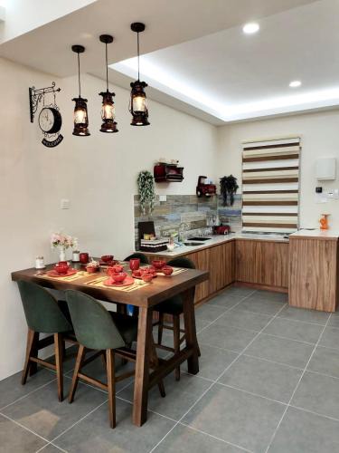 Kampung Pokok Asam Apartment | Ocean View 609