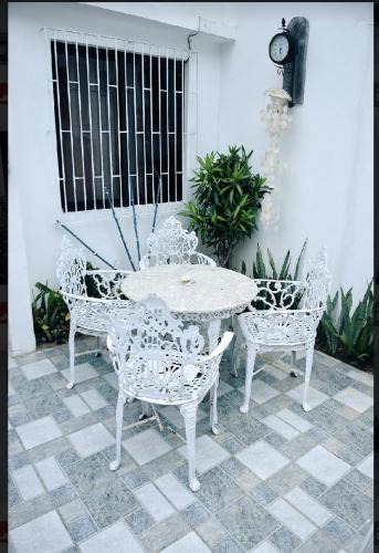 Puerto Galera Apartment | Ocean View Paradise in Puerto Galera