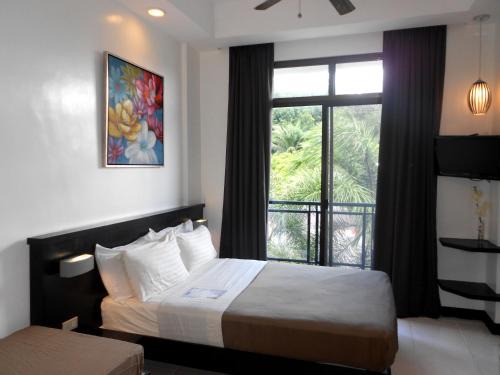 Balabag Hotel | One Crescent Place Hotel