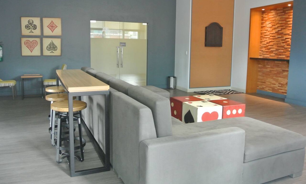 Bonifacio Global City Apartment | One Uptown Residence BGC Stay & Work in BGC | 300Mbps WiFi