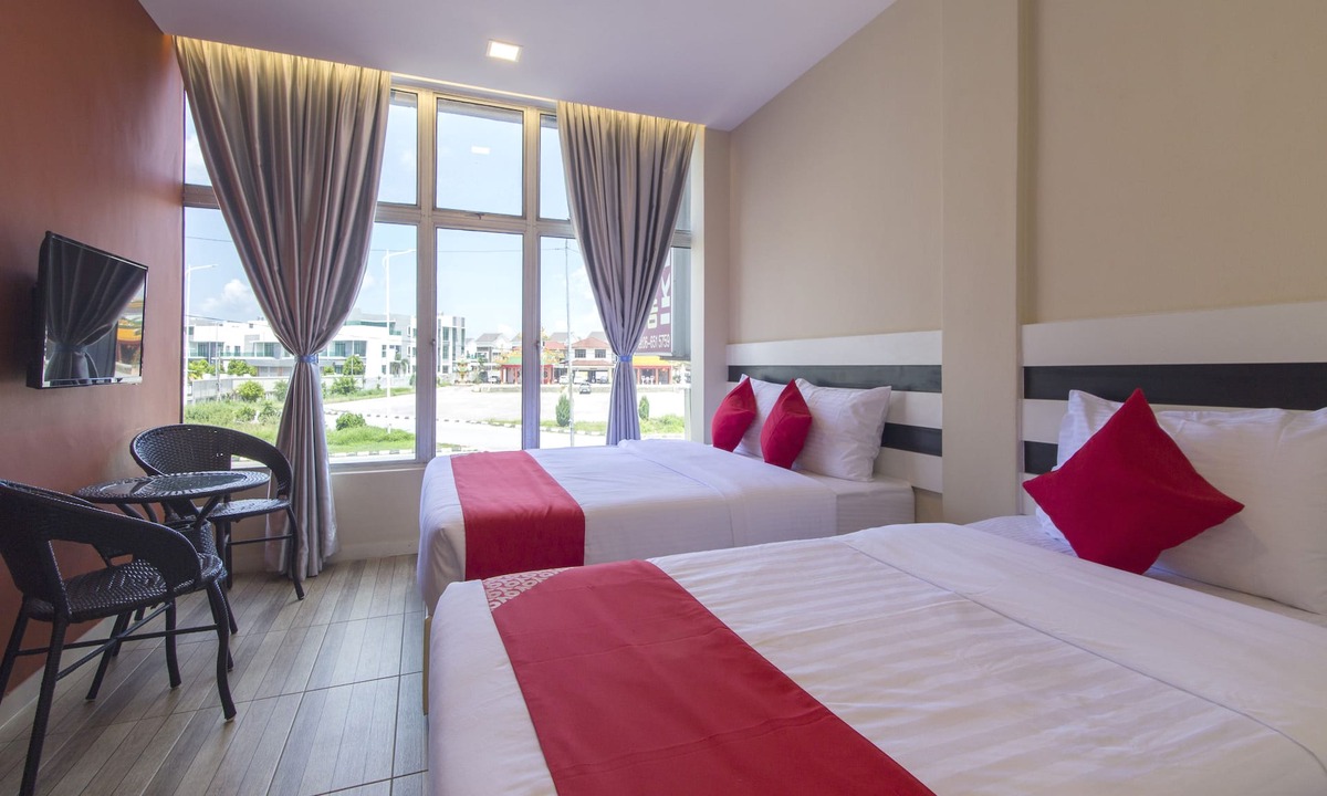 Port Dickson Hotel | OYO 1145 Lea Guest House & Cafe
