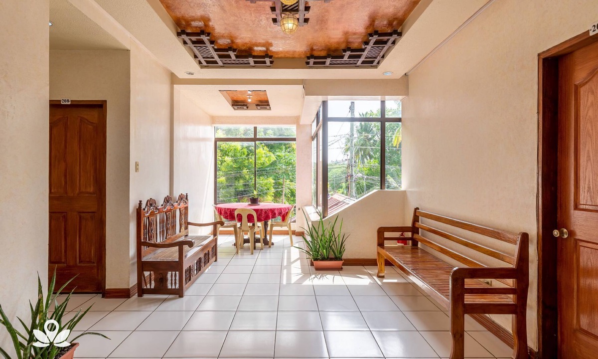 Dauis Hotel | OYO 426 Coco Grove Tourist Inn