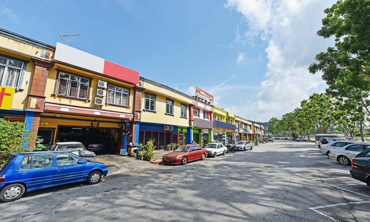 Nilai Hotel | OYO 89656 Melati Hotel Nilai
