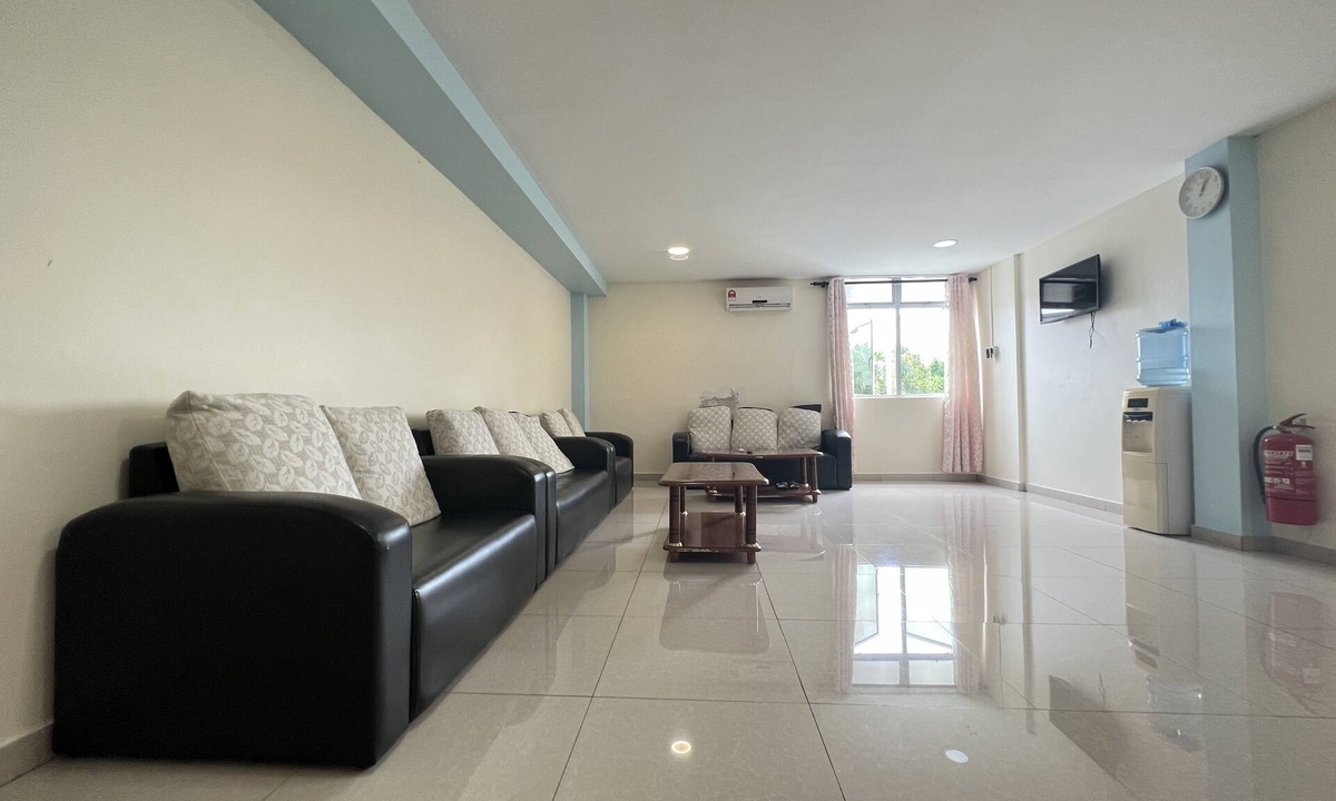 Kampung Stampin Hotel | OYO 90621 Stutong Stay
