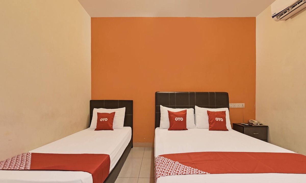 Kuala Lumpur City Centre Hotel | OYO 90733 Parkway Inn Hotel