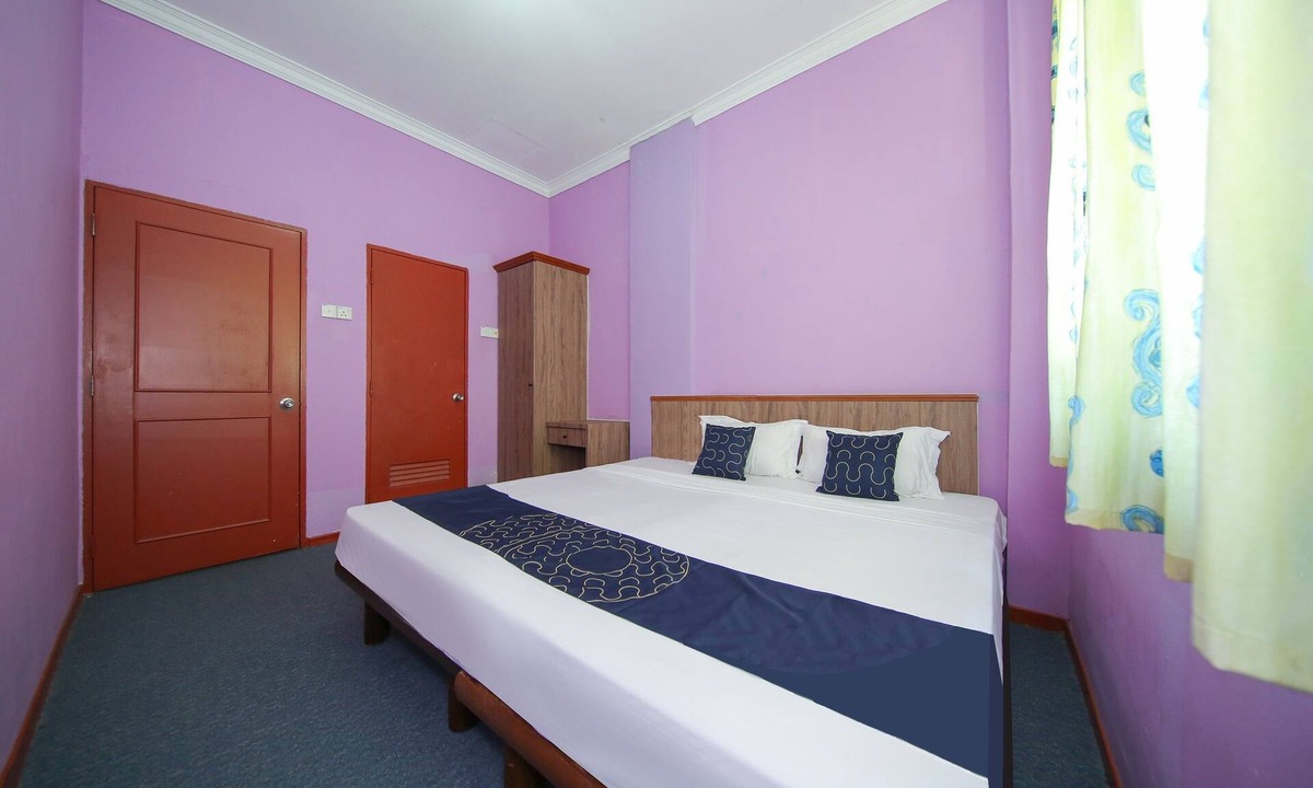 Pangkor Island Hotel | OYO Capital O 89876 Safari Hotel