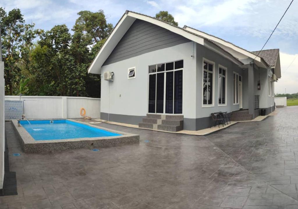 Ketereh House | Padang Tengah Homestay with Private pool -B