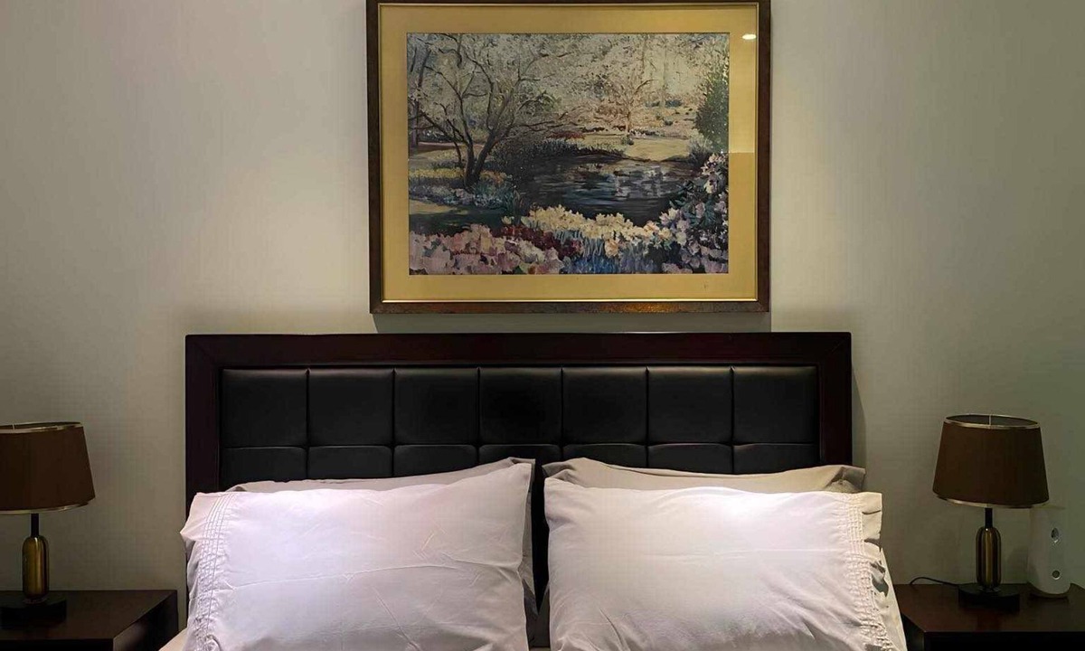 Cebu Condo | PADGETT PLACE - 5 mins walk to Ayala Center. Spacious 45 sq m Condo.