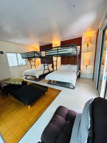 Malaybalay City Apartment | Panika family room