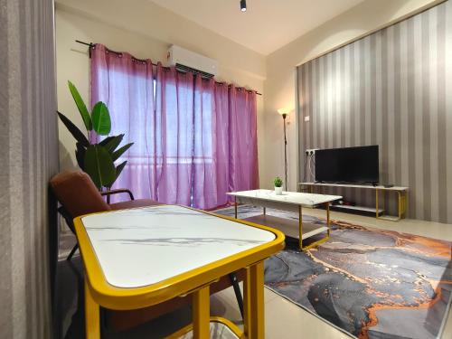 Kampung Kepayang Apartment | Pavilionvillie M1T571 by irainbow