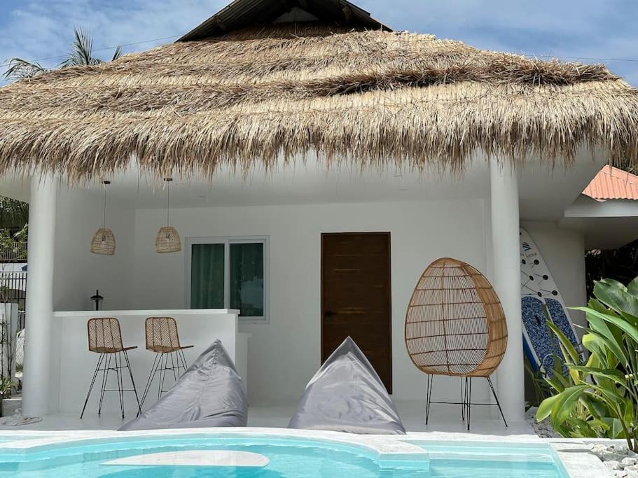 Moalboal Villa | Pawikan Seaview Villa
