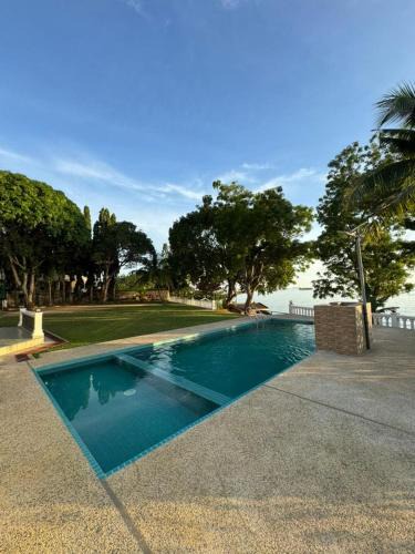 Taman Tanjung Villa | PD Seaview Pool Villa Upto 30 pax - Next Lvl Homestay