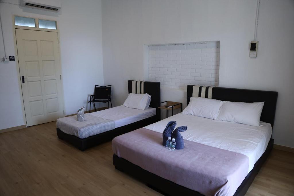 Kampung Penarik Hotel | Penyu Bari