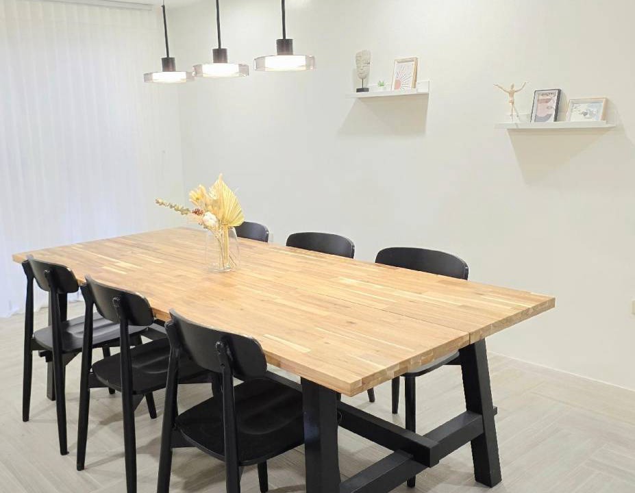 Morong House | 125 m² House ∙ 3 bedrooms ∙ 12 guests