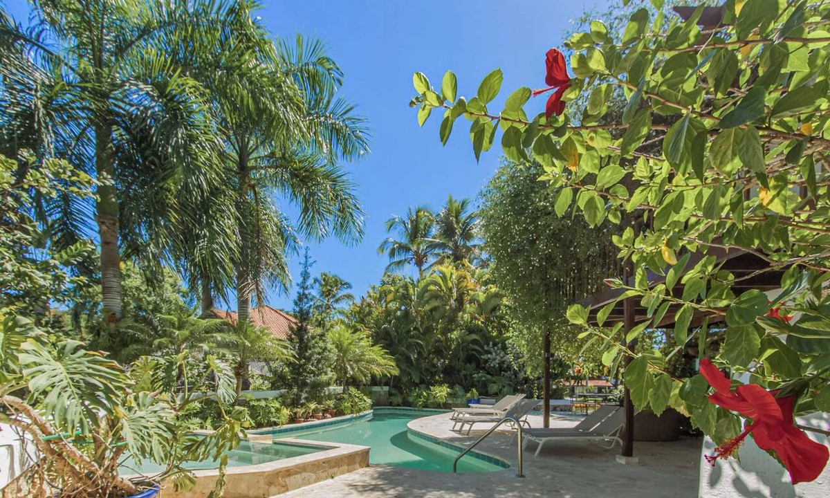 Las Pinas Villa | PIÑAS13 Tropical Holidays in Casa de Campo - 4BDR with private pool and jacuzzi