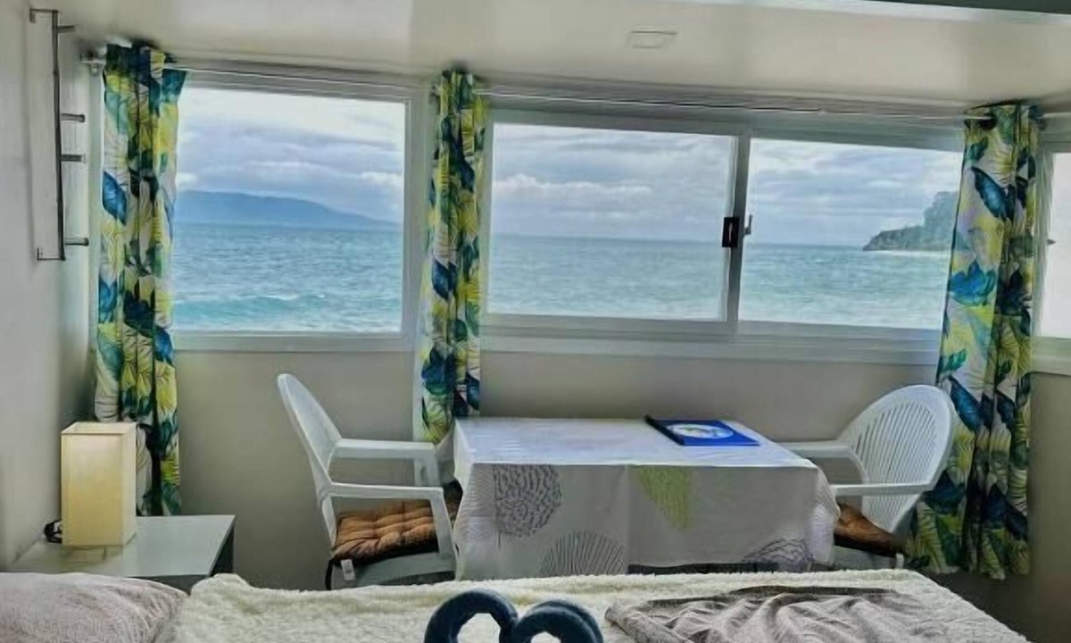 Puerto Galera Hotel | Playa Blanca Beach Resort & Dive Centre