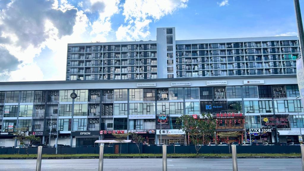 Taman Charming Apartment | Podium 3BR 2BH 8Pax Cozy Homestay Near Aeon