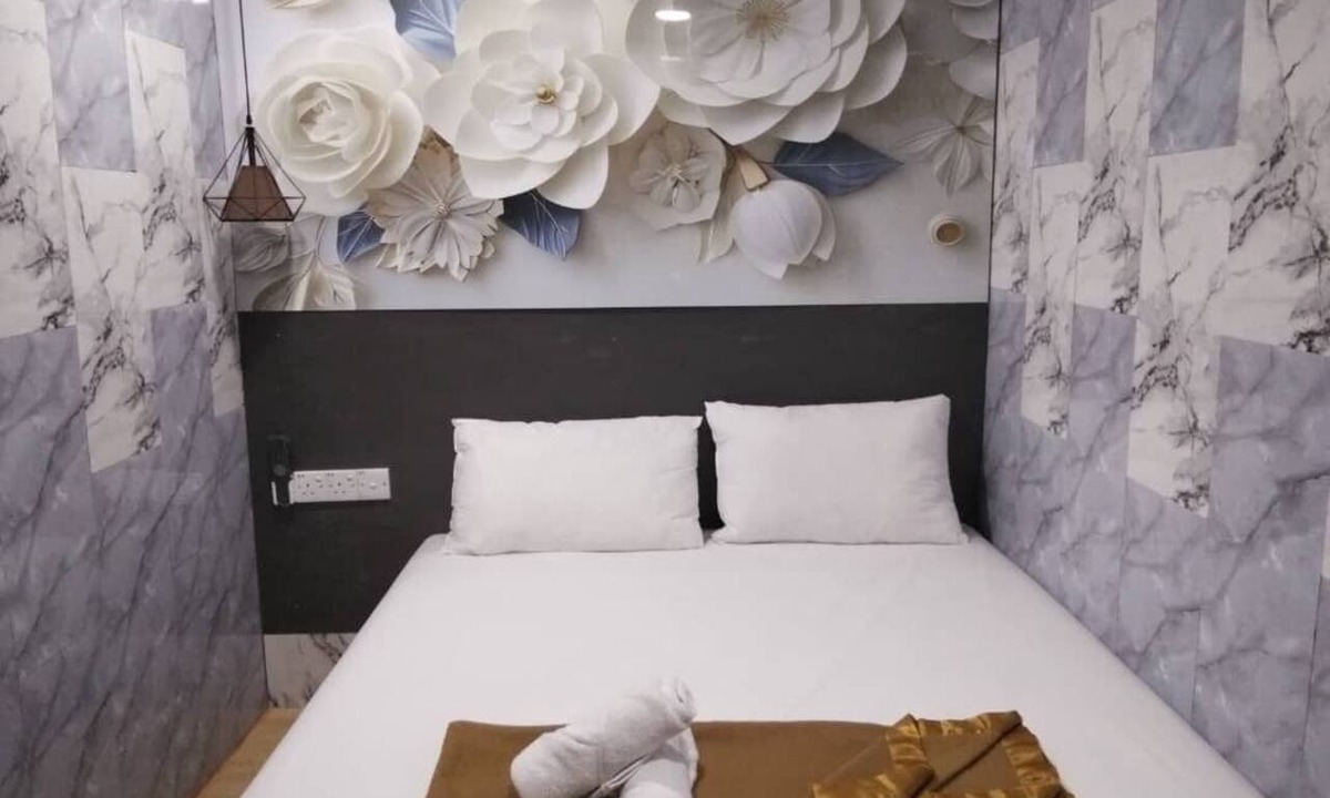 Kampung Bahasa Kapor Hotel | Port Dickson Seafront Hotel