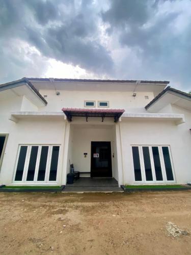 Paka House | Premier Roomstay Gemia