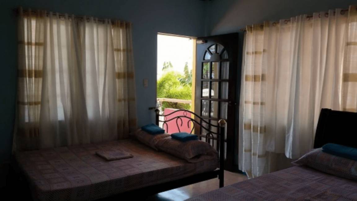 Oslob Resort | Private room ∙ 3 guests