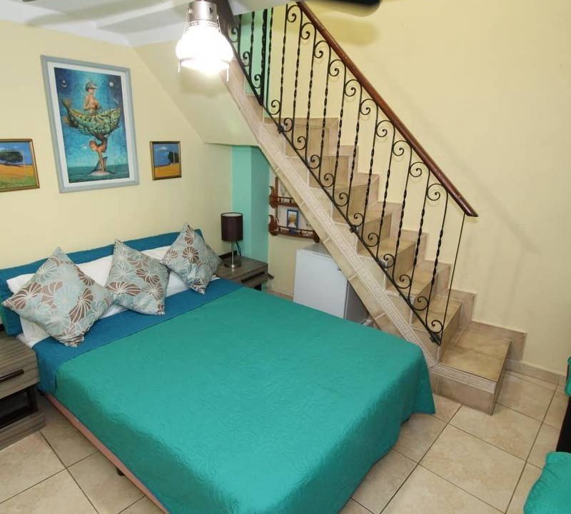 Jovellar Resort | Private room ∙ 3 guests