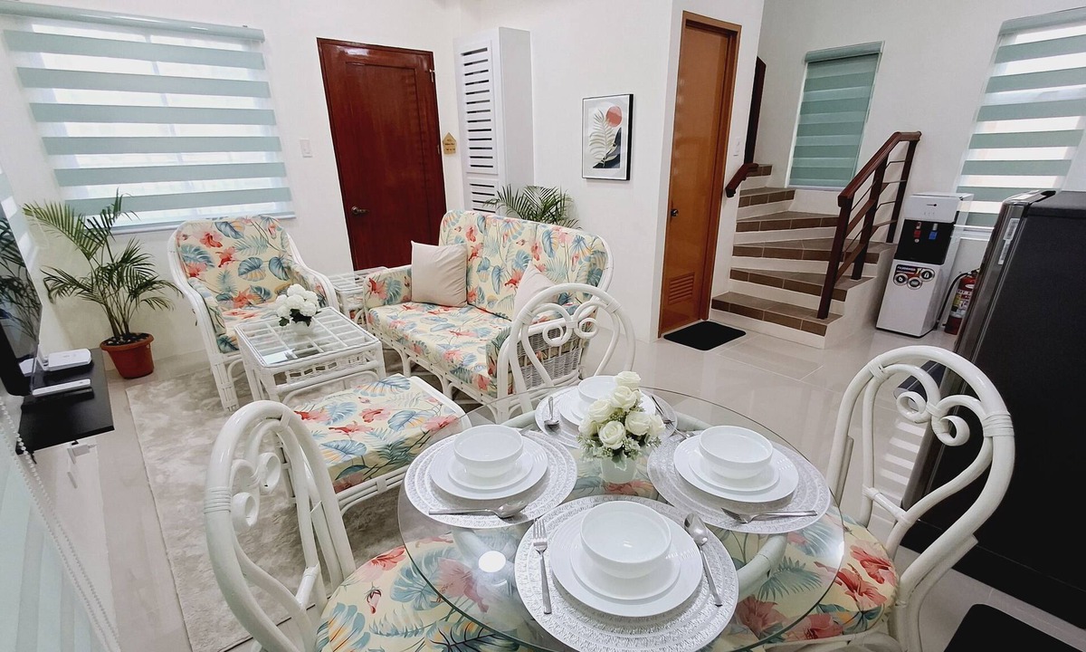Dauis House | Private Solar-Powered 3BR Vacation Home in Panglao