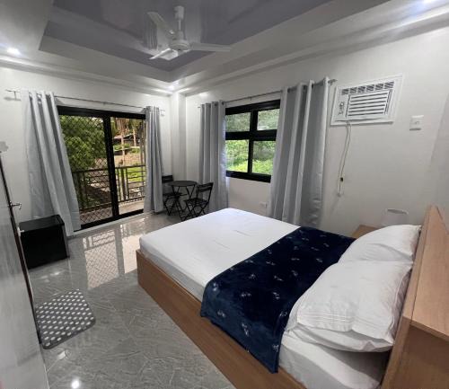 Davao House | Publikhaus