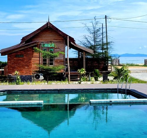 Pantai Penarik Resort | PULANG RESORT