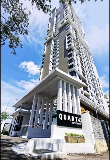 Malacca City Apartment | Quartz Residence Melaka