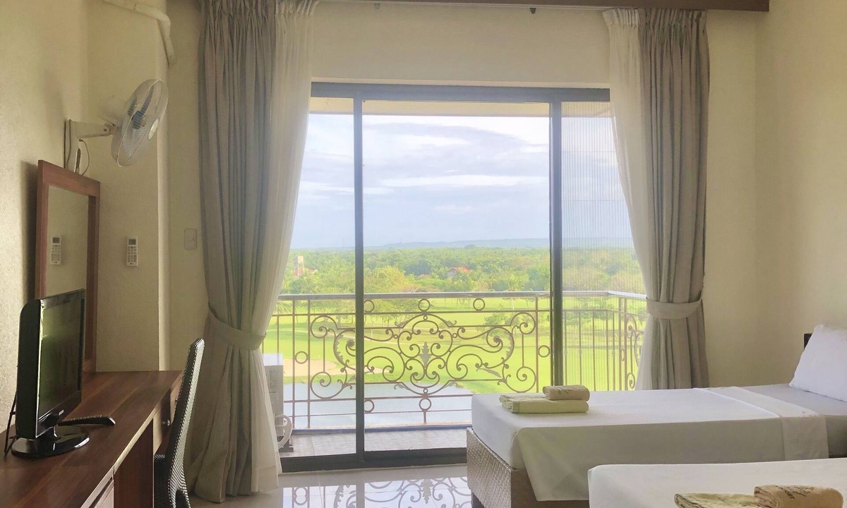 Medellin Hotel | Queens Island Golf and Village