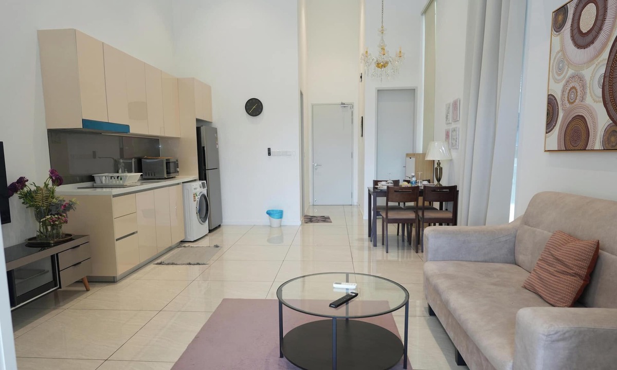 Kuala Lumpur City Centre Apartment | Quill Residences KLCC Luxury Suite by Maju Inn-Junior Suite with Balcony