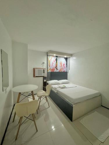 Sampaloc Hotel | Quinns Dormitel-Triumph