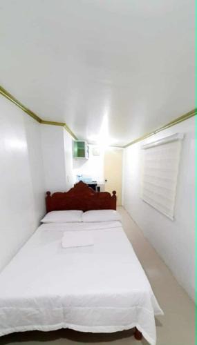 Aurora Apartment | R&G Transient Affordable Studio Apartment, Aurora