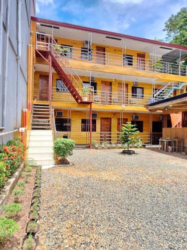 Coron Town Proper Hostel | Rain Haven Lodging House