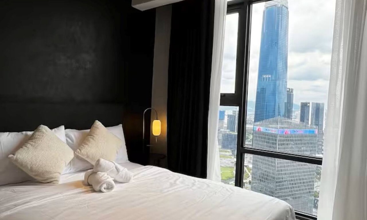Bukit Bintang Apartment | Rare Cityscape Stay in Bukit Bintang, TRX | 1-3pax