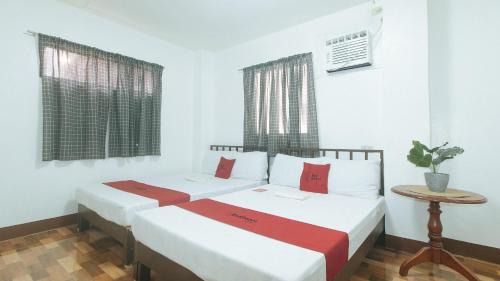 Binan City Hotel | RedDoorz at Joels Apartelle