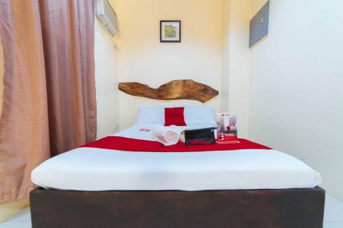 Bacolod Hotel | RedDoorz near New Government Center