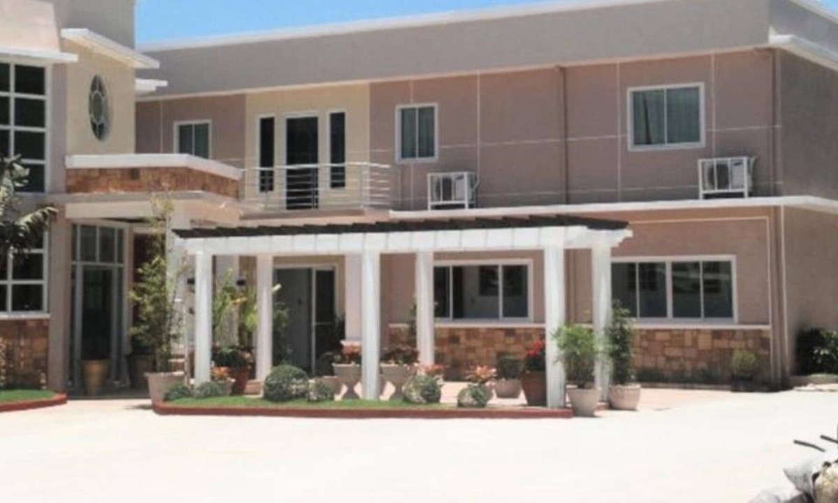 Nabua Hotel | Regal Plaza Resort